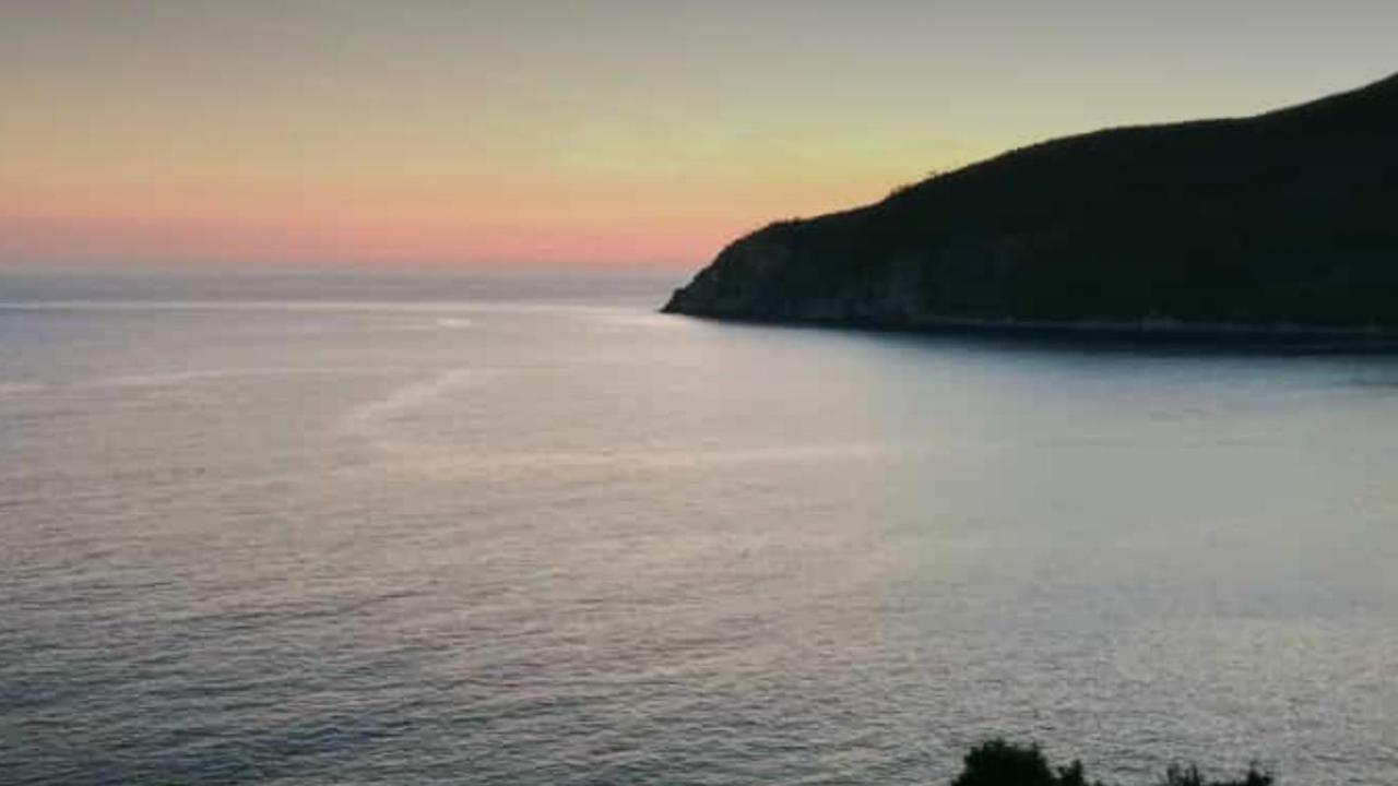 מונליה Appartamenti Enrica With Amazing View מראה חיצוני תמונה