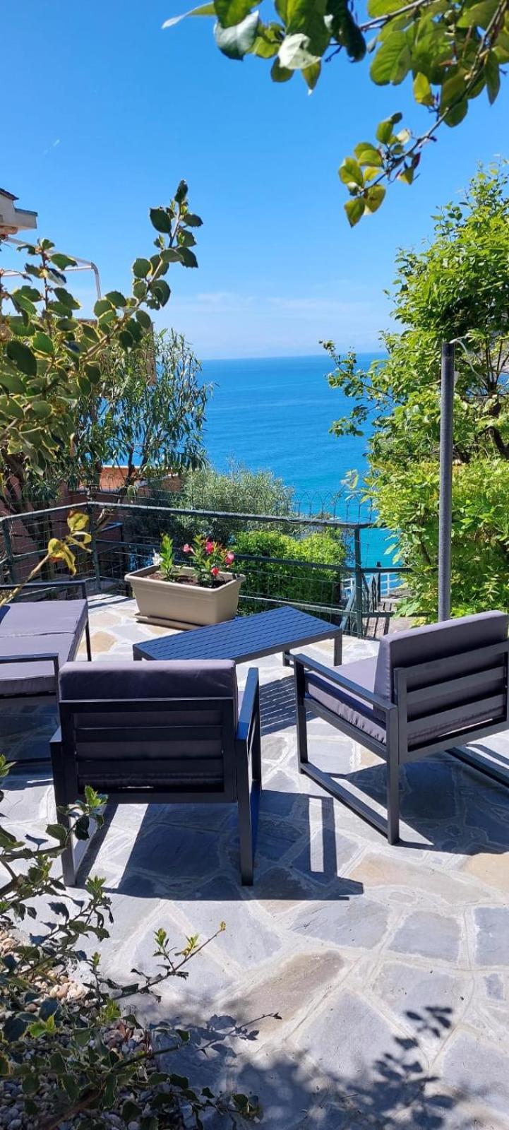 מונליה Appartamenti Enrica With Amazing View מראה חיצוני תמונה