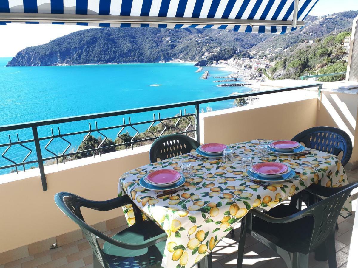 מונליה Appartamenti Enrica With Amazing View מראה חיצוני תמונה