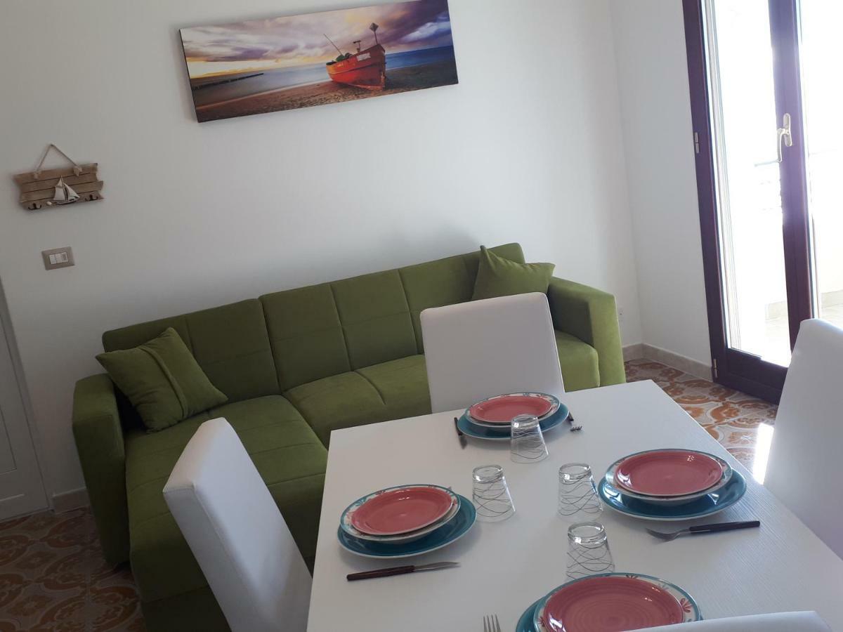 מונליה Appartamenti Enrica With Amazing View מראה חיצוני תמונה