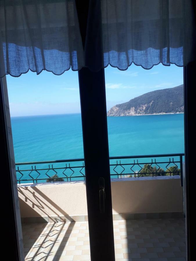מונליה Appartamenti Enrica With Amazing View מראה חיצוני תמונה